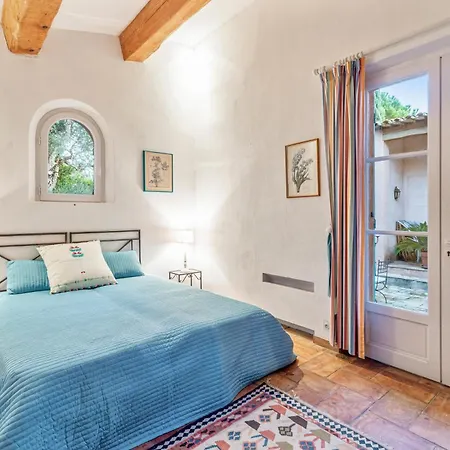 De Luxe Avec Piscine A *