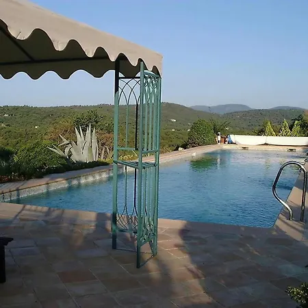 De Luxe Avec Piscine A